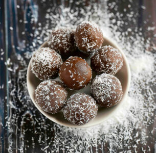 100 Smiley’s Balls: Nutella mit Puderzucker